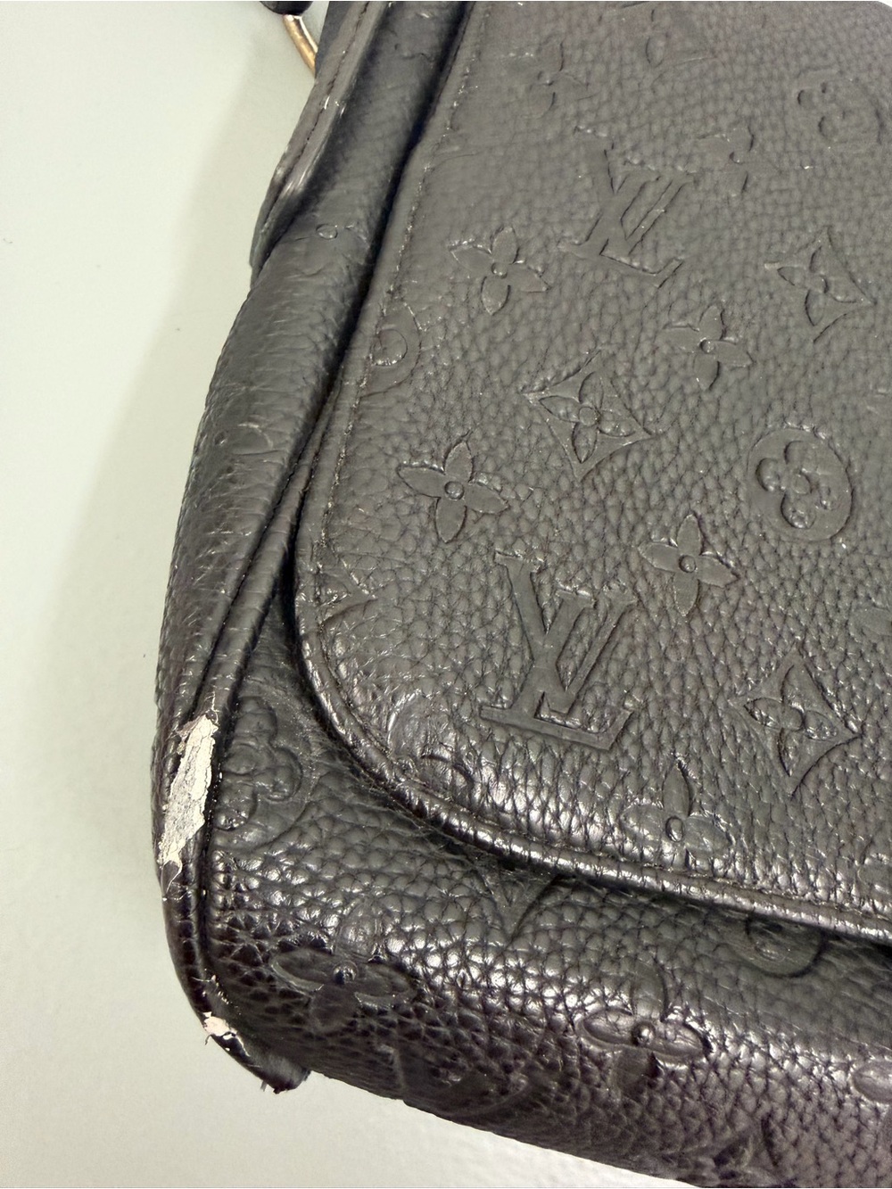 Embossed✨Inspired Crossbody - Picture 2 of 7
